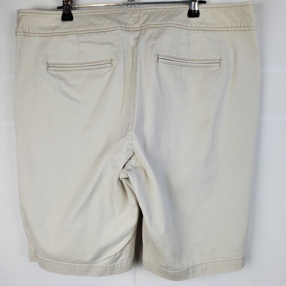 Juniper & Lime Khaki Shorts In Size 14 - image 2